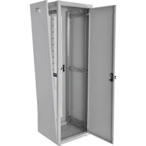 Шкаф телекоммуникационный напольный 42U (600 × 800) ЦМО ШТК-Э-42.6.8-33АА